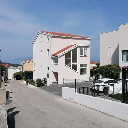 Apartment Matko Makarska